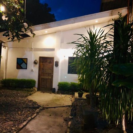 The White Bed And Breakfast باكولود المظهر الخارجي الصورة