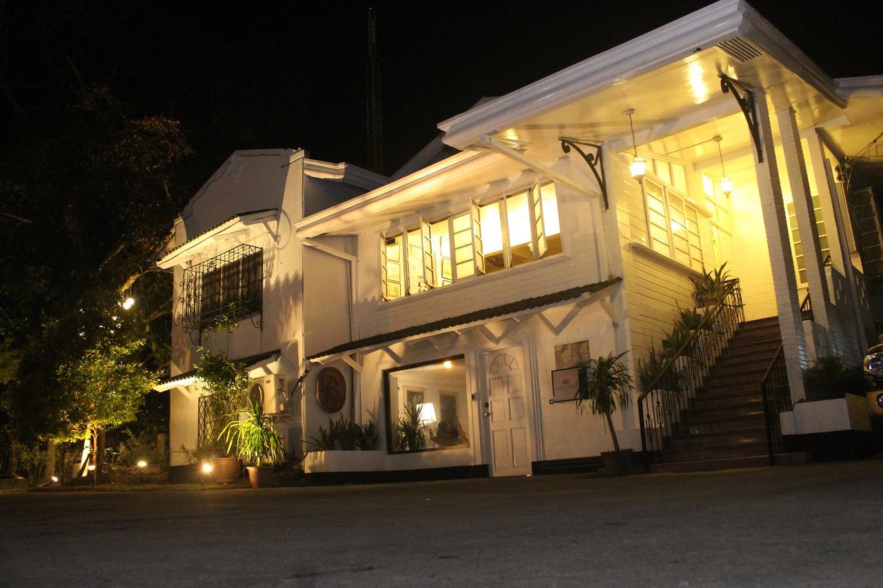 The White Bed And Breakfast باكولود المظهر الخارجي الصورة